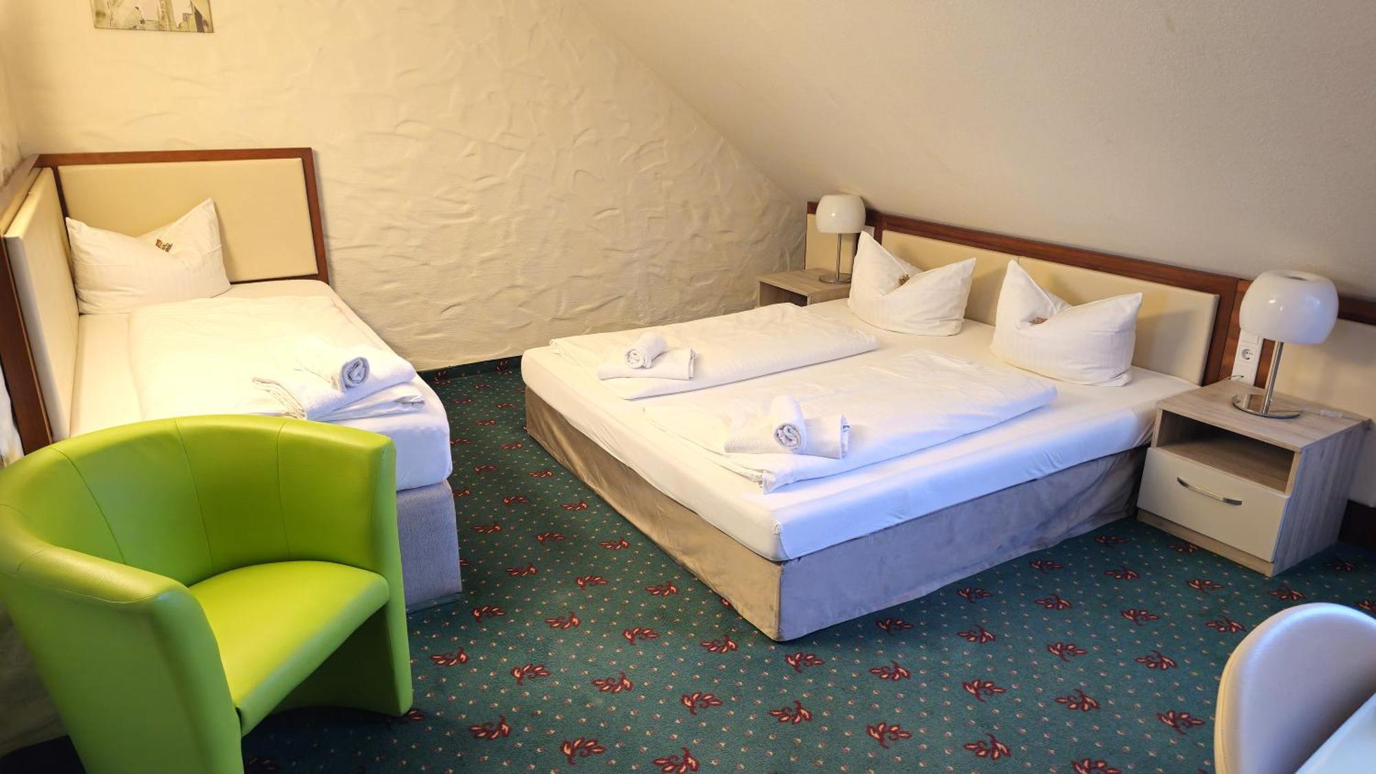 Hotel Avenue Altenfurt Nürnberg Kültér fotó